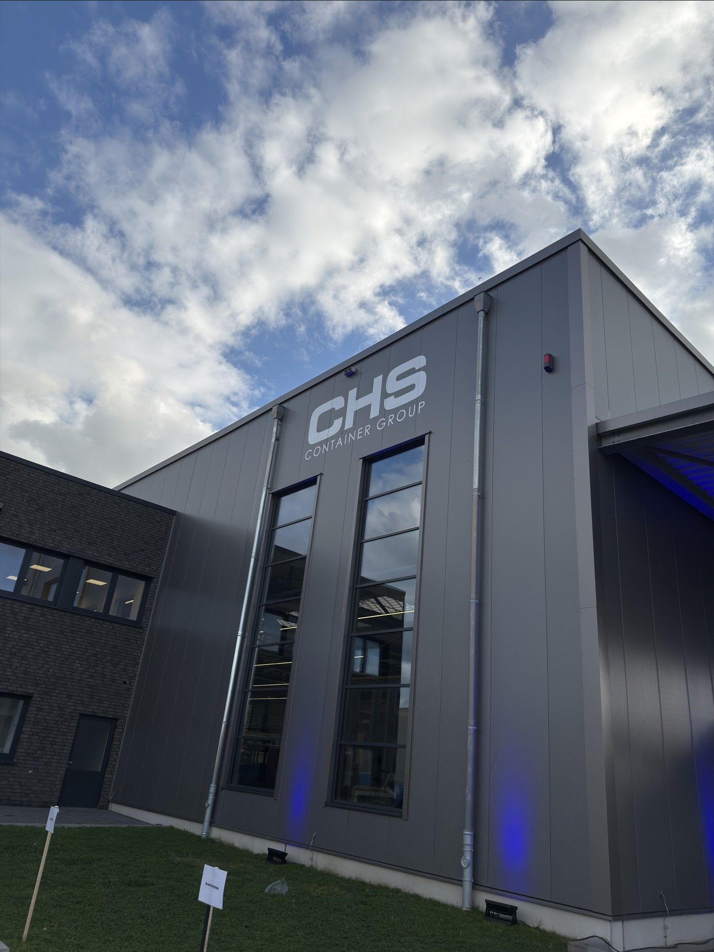 CHS Container Group, production facility, warehouse, storage space, modular building, production hall
